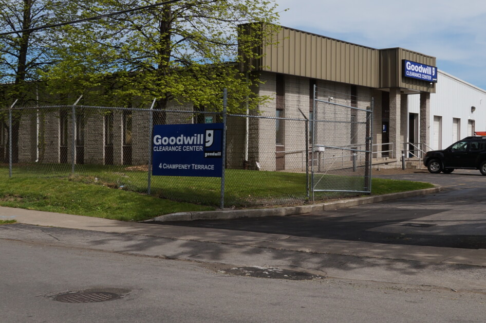 Goodwill Opens First Clearance Center